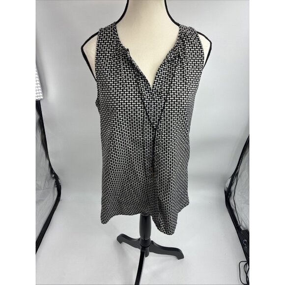Ann Taylor Womens Black White Sleeveless Top Medium Geometric Print - Picture 1 of 6